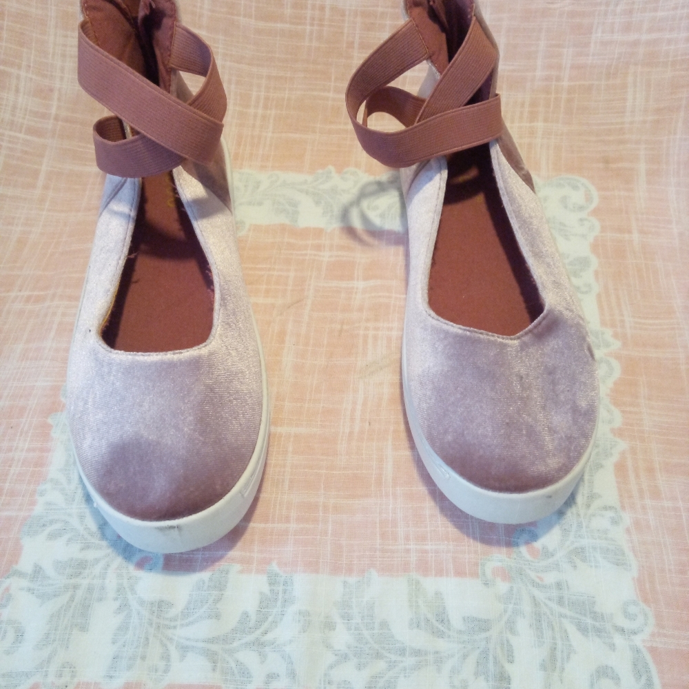 Ballet fashion sneakers